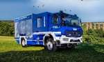 Mercedes-Benz postavil nový špeciál pre civilnú ochranu. Atego odvezie výbavu aj 7 záchranárov