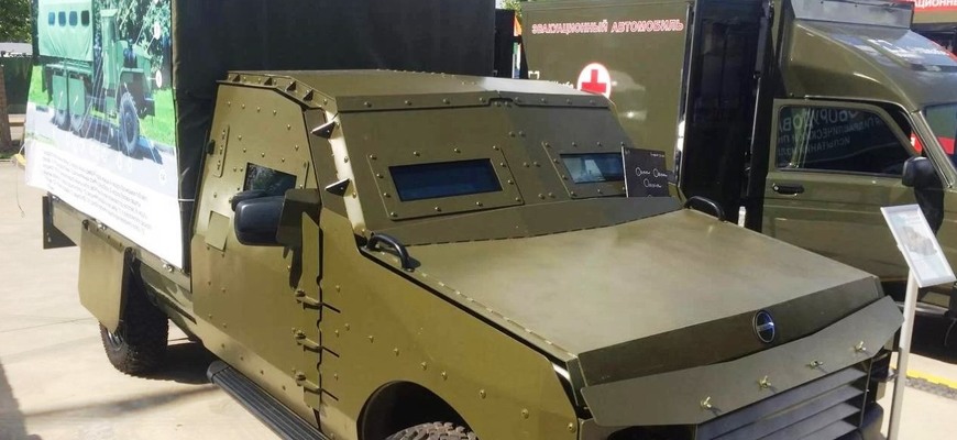 Rusi ukázali novú zbraň. Obrnená Lada Niva Legend smeruje do prvej línie