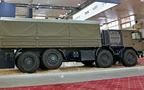 Legendárny Kolos dostal nástupcu. Nová Tatra Force 8x8 odvezie do konfliktu 28 ozbrojených vojakov