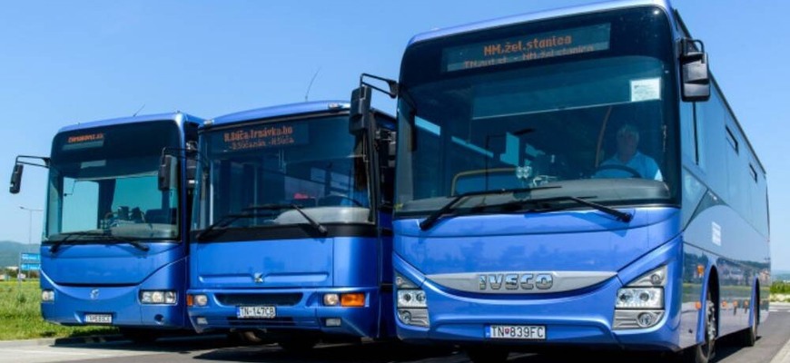 Revolúcia v prímestskej doprave či chaos? Zastávky len na nastupovanie a vystupovanie?