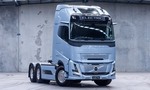 Volvo FH Aero Electric sa chváli dojazdom až 700 km. Vyfúkne prácu naftovým ťahačom?
