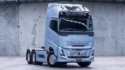 VOLVO FH AERO ELECTRIC SA CHVÁLI DOJAZDOM AŽ 700 KM. VYFÚKNE PRÁCU NAFTOVÝM ŤAHAČOM?