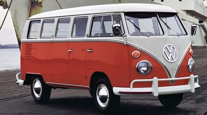 Hipisácká legenda má 70. VW T1 Samba bol v USA za babku, aj preto išiel na dračku