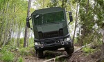 Nová obrnená Scania ukazuje, ako sa mení vojenská logistika