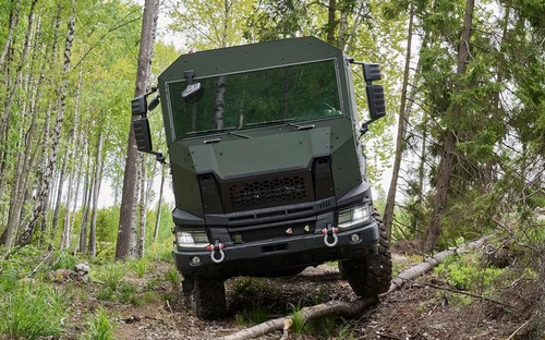 Nová obrnená Scania ukazuje, ako sa mení vojenská logistika