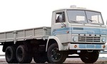 Kamaz oslavuje, prvé auto vyrobil vo februári 1976. Ruku k dielu priložil aj Renault