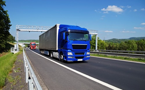 Mýtne systémy v Európe: Ako môže dopravca ušetriť tisícky EUR ročne?