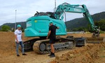 Báger a buldozér v jednom? Unikátny KOBELCO ED160 Blade Runner