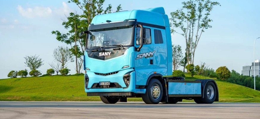 Čínske elektrické kamióny získavajú zákazníkov. Drahá nafta mení preferencie dopravcov