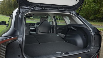 LYŽE, DETI, PES: ZVLÁDNE JEDNO AUTO VŠETKO?