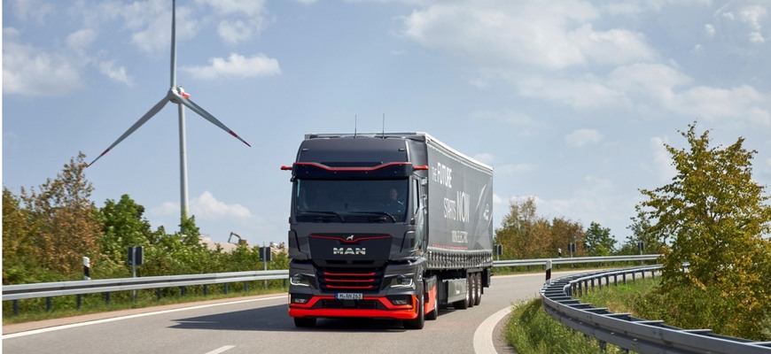 MANu sa elektrický ťahač predáva nad očakávania. Za pol roka má takmer 2000 objednávok