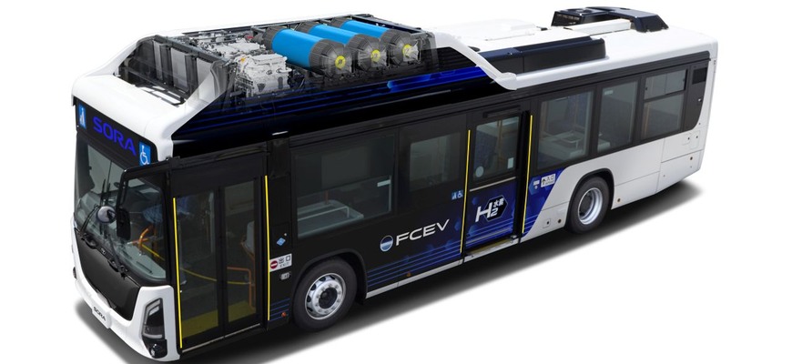 Vodíkový autobus Toyota Sora zvládne prejsť cez 300 km