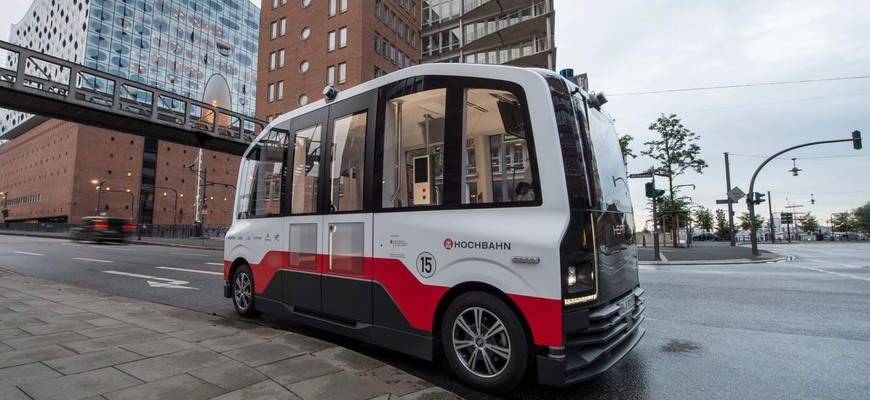 Radikálna zmena MHD: Koniec šoférov autobusov? Robo-busy vraj čoskoro zaplavia mestá