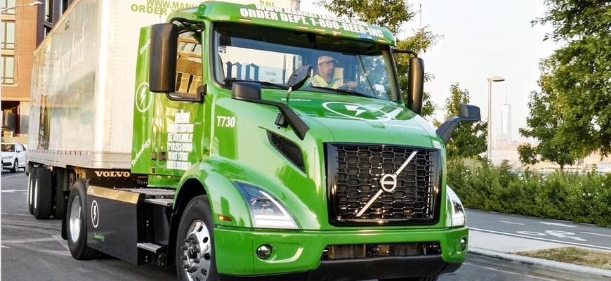 Volvo oslavuje predaj 5000 elektrických nákladných áut. Momentálne ponúka 8 elektrických modelov
