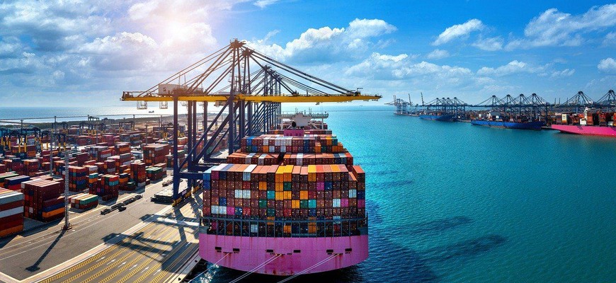 Námorná preprava v praxi: ako predísť zdržaniam v prístavoch