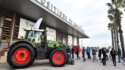 FRANCÚZSKO NIE JE LEN CYKLISTIKA. JE TO TIEŽ VÍNO A S NÍM SÚVISÍ I VÝSTAVA SITEVI