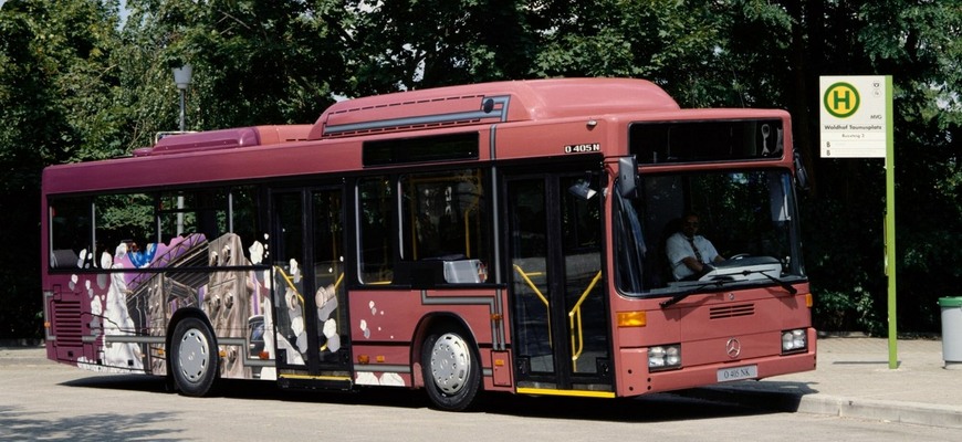 Mercedes-Benz O 405 N bol autobusom so špeciálnym povolením. Jazdil aj tam, kde iné nemohli