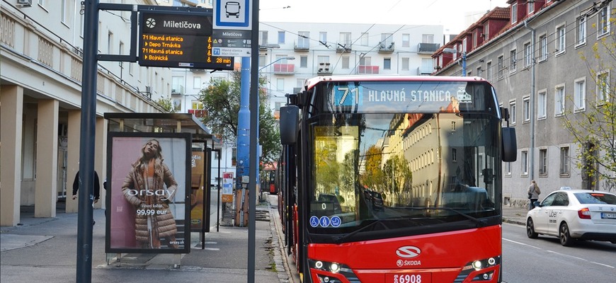 Megatrolejbusy v ostrej premávke! Odvezú 50 ľudí navyše, do BA smerujú aj nové vozidlá na baterky