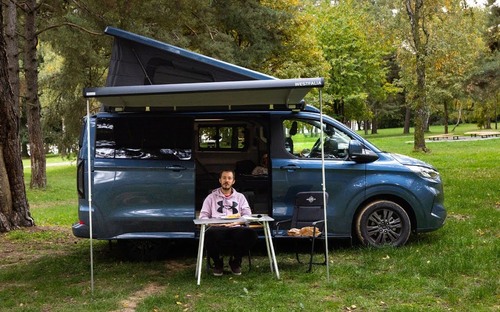 Test Ford Transit Custom Nugget Titanium TDCi pojazdné ubytovanie s výbornou výbavou Westfalia