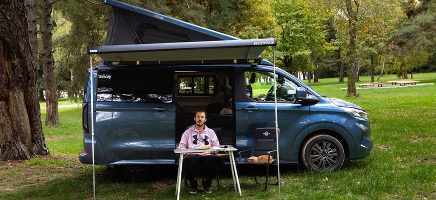 Test Ford Transit Custom Nugget Titanium TDCi pojazdné ubytovanie s výbornou výbavou Westfalia